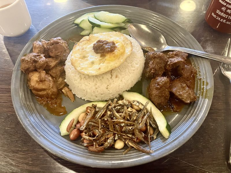 Banana Leaf Asian Cuisine 下饭菜 food